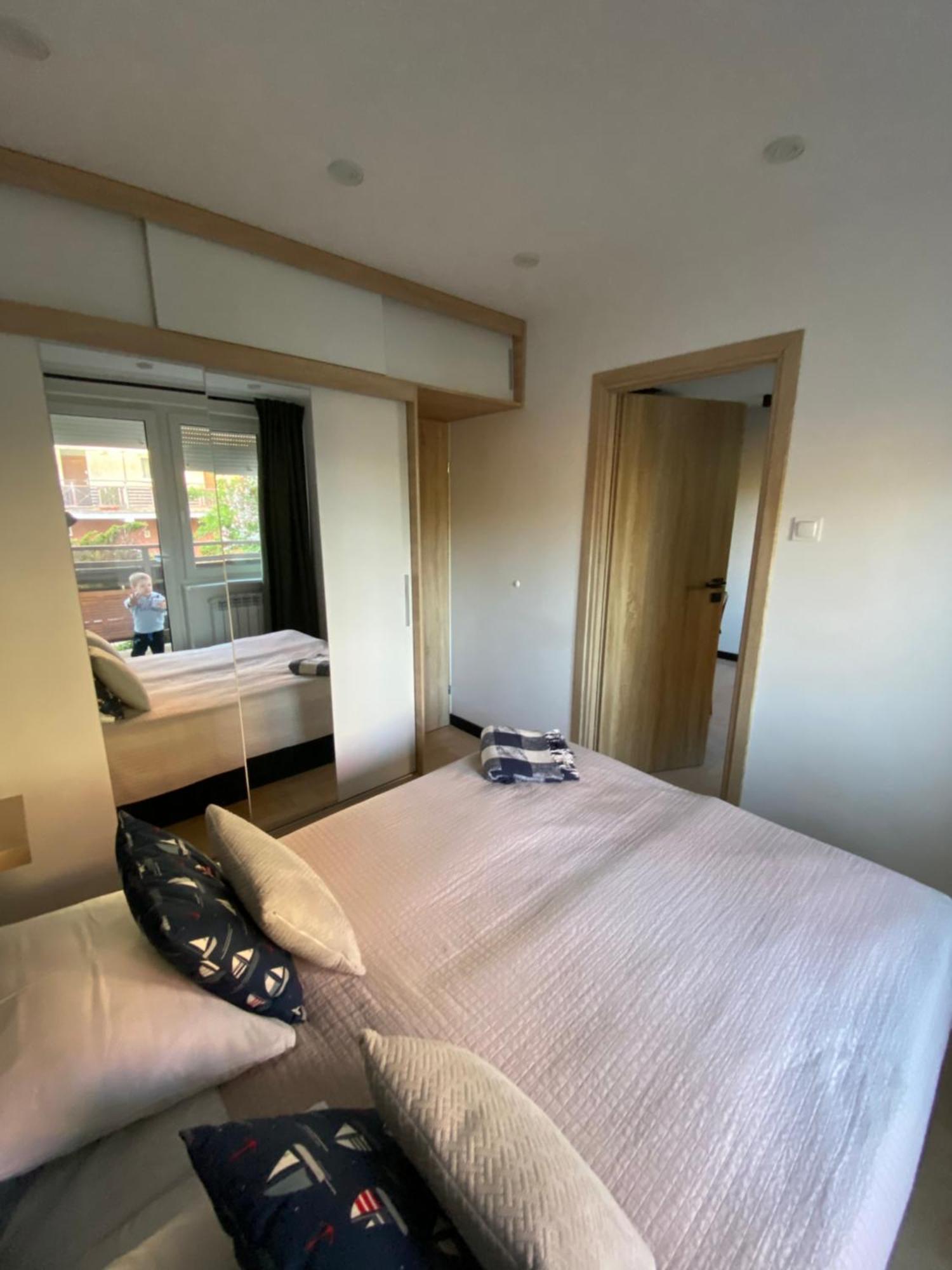 Lesne Apartamenty - Apartament Szary Hel Exteriör bild